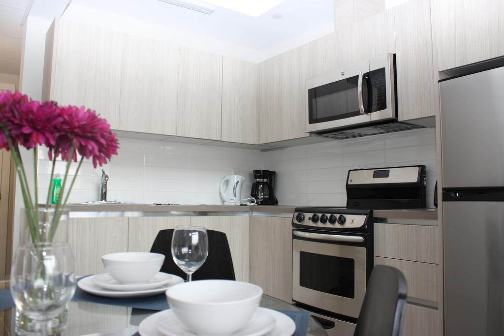 Atlas Suites- Furnished Apartments-College Street, Toronto Exteriör bild